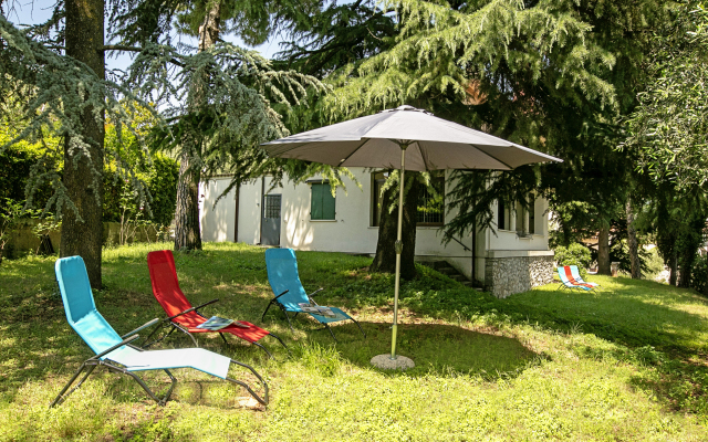 Villa Alberti 900m from Garda lake