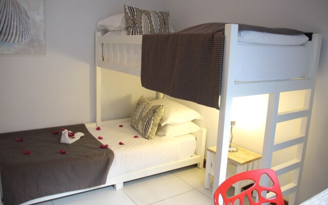 Plage Bleue Beachfront Apartments