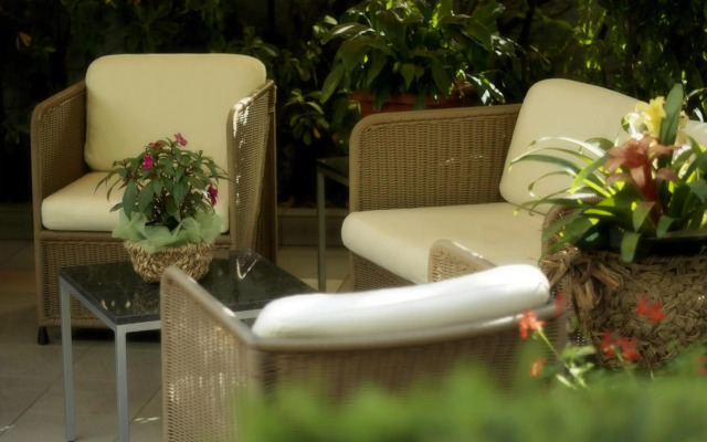 ACasaMia WelcHome Hotel