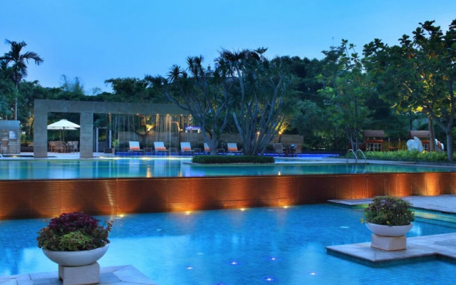 At Home Somerset Permata Berlian