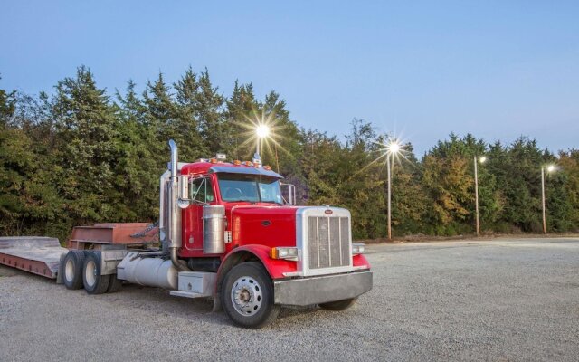 Super 8 Mount Vernon