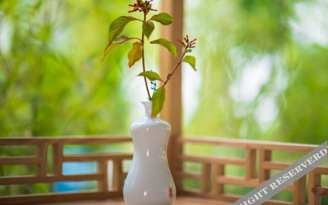 Rezen Retreat Xishuangbanna The Great Pagods Temple