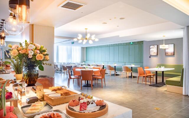 Atour Hotel Jining Lingxiu City Square