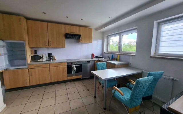 Simplistic Apartment in Suhl near Forest