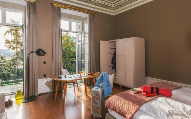 Menina Colina Guesthouse