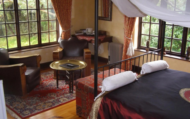 4 Wild Rose Country Lodge