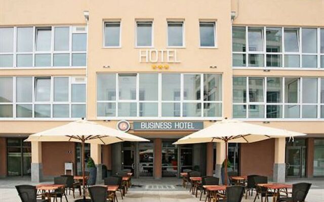 1a Business Hotel