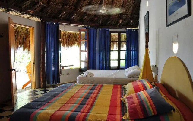 Isla del Pirata Hotel & Beach Club