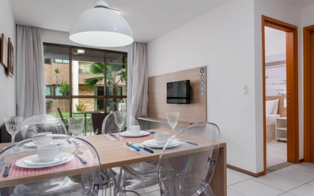 Lindo Apartamento em Condom nio com Piscina