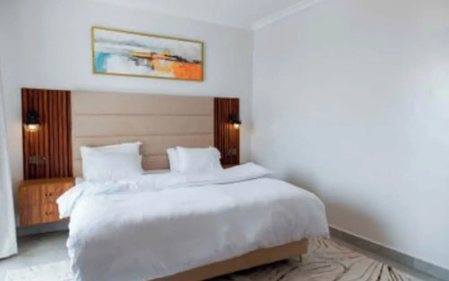 Tranquil Point Residence