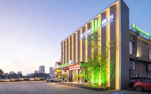Xinbaidu Hotel