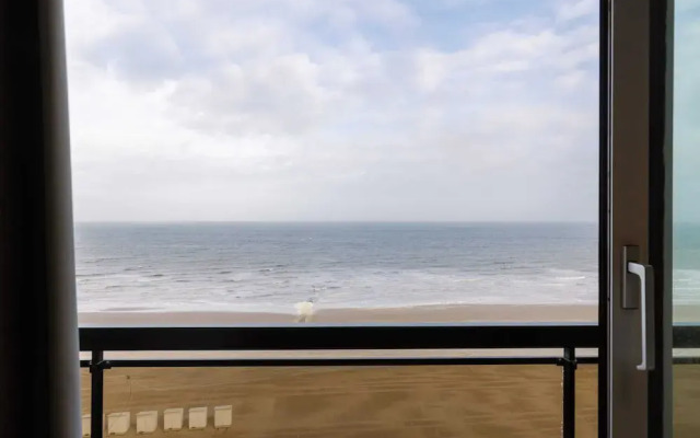 Bright Apartment With Beautiful sea View