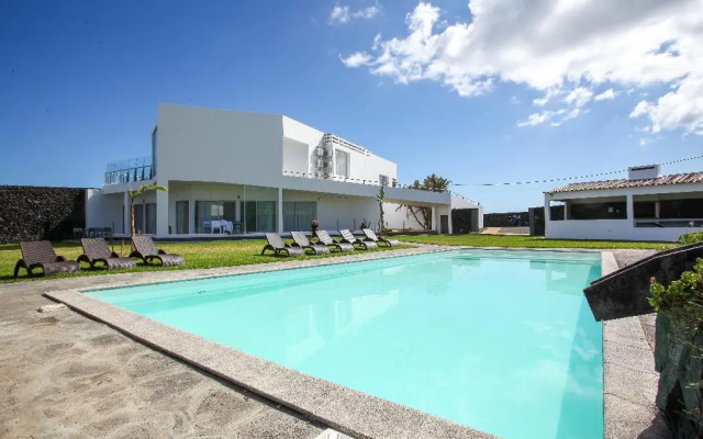 SÃO VICENTE LODGE - Atlantic Retreat