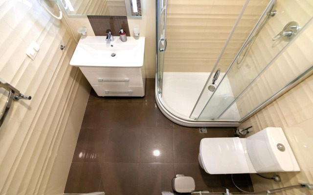 Royal mini-apart hotel on Serbska 6