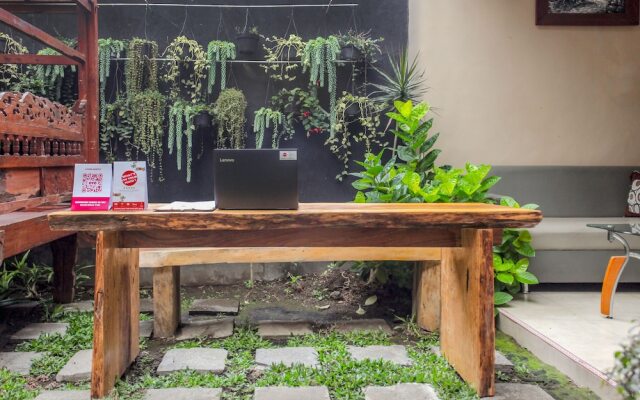 Villa Akbar 3 by RedDoorz