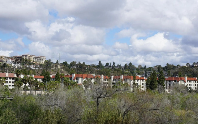 Riverleaf Inn Mission Valley