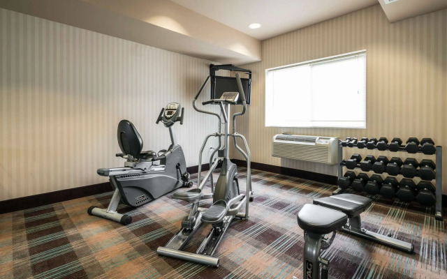 Quality Inn & Suites Sequim at Olympic National Park