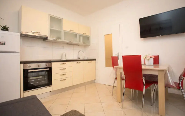 Apartment Split
