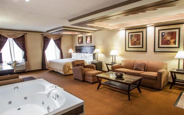 Quality Inn Aurora - Naperville Area