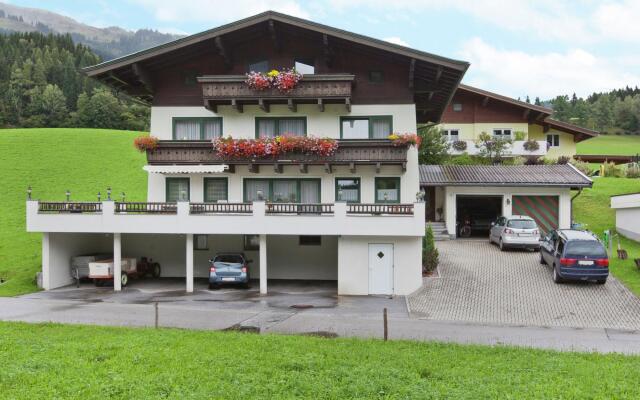 Beautiful Apartment With Large, Sunny Balcony