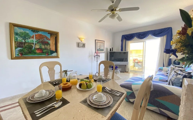 Vilamoura Central 6 With Pool by Homing