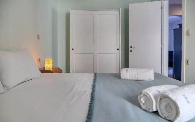 Heraklion 2Bd Oasis w Relaxing Patio