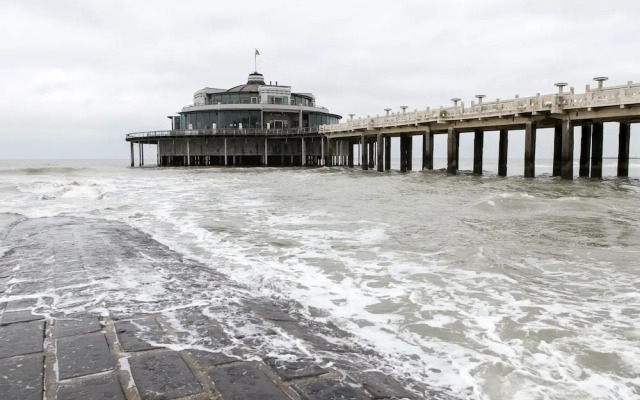 Comfortable Apartment With sea View