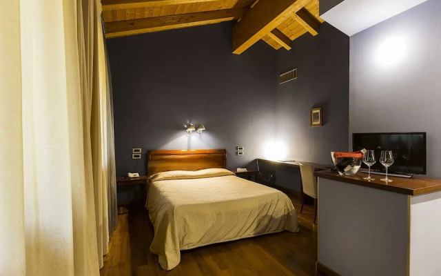 Hotel Ristorante Due Platani