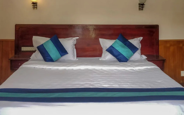 OYO 27809 Hotel Ganapathy Garden