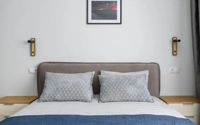 Апартаменты НайсПлэйсСПБ на Большеохтинском проспекте, д.15 к.2