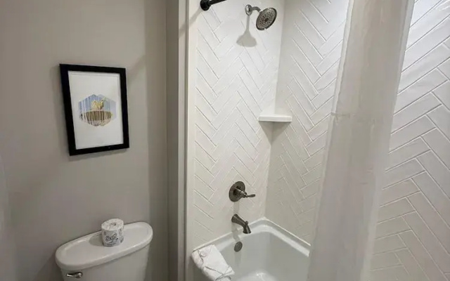 NEW Central Buckhead Apt Atlanta Gem