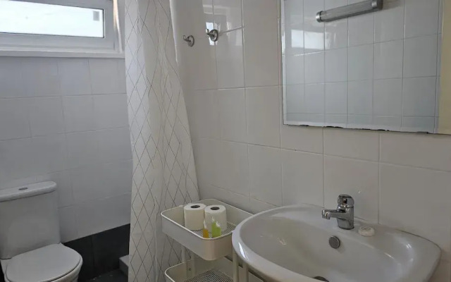 142 NIC 2 - Stay City Life 2 Apartment