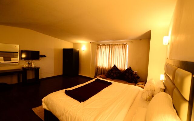 Hotel Aksa Srinagar