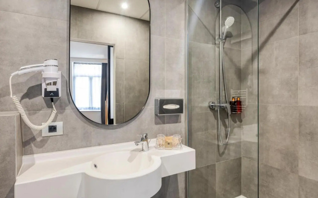 Aris Grand-Place Hotel
