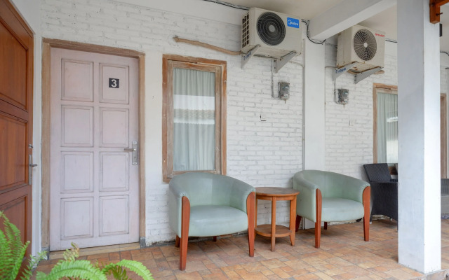 RedDoorz Syariah near Plengkung Gading 2