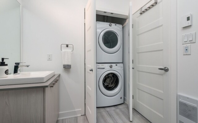 Stunning 2BR on Plateau Mont-Royal