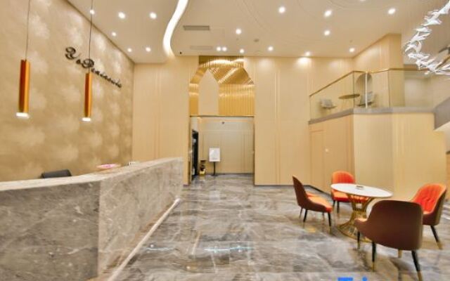 Yishan Peninsula Hotel (Shenyang International Convention and Exhibition Center)