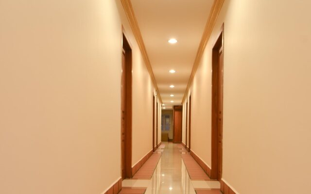 Golden House International Hotel