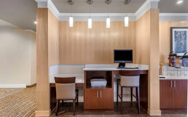 Comfort Inn & Suites