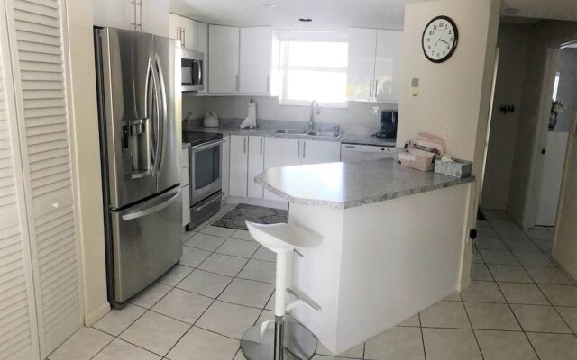 Le Frontenac 210 by Go Florida Condo Sunny Isles