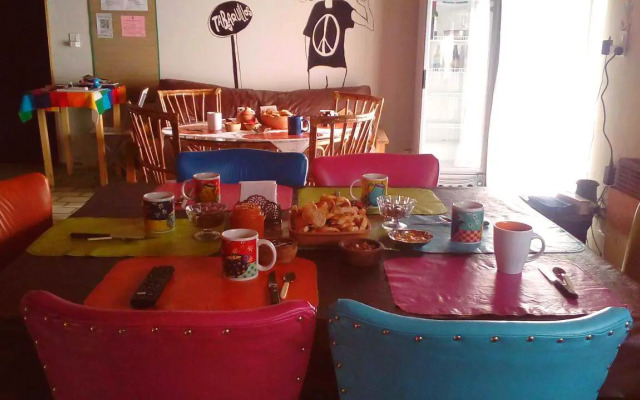 Pajaros Volando Hostel