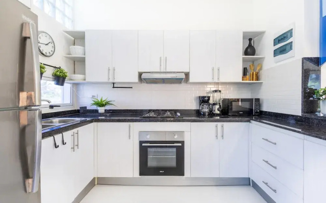 New Stylish 3BR Villa With Private Pool Terrace