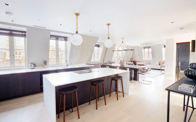 Beautiful Westminster Suites by Sonder
