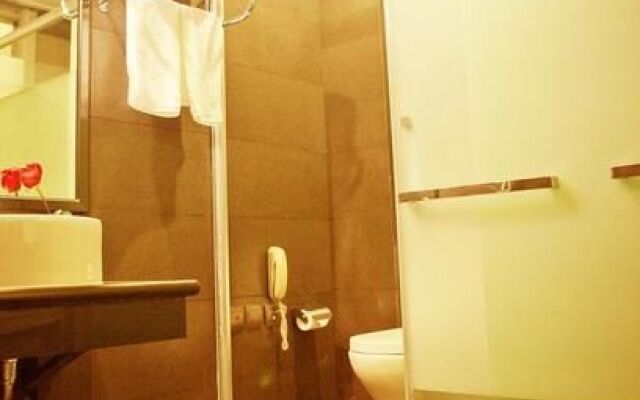 Huanglong Impression Hotel