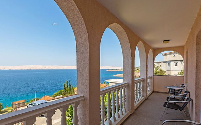 Apartment Delfin Karlobag 24994