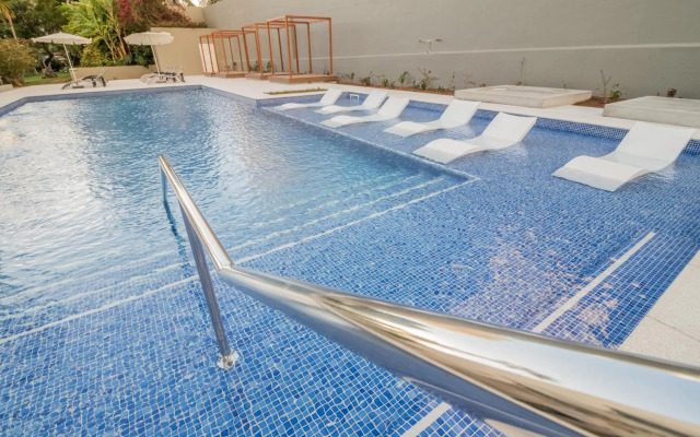 Hotel Girassol - Suite Hotel