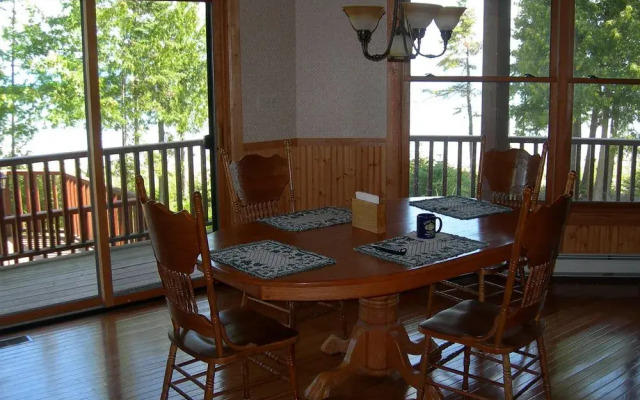 Ninemile Point B&B Inn