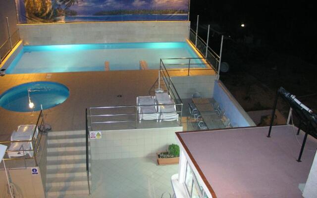 Aparthotel Pecic