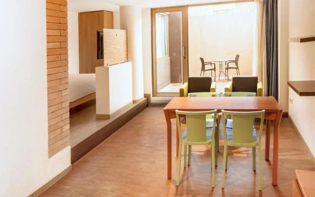 Viaggio Teleport Suites