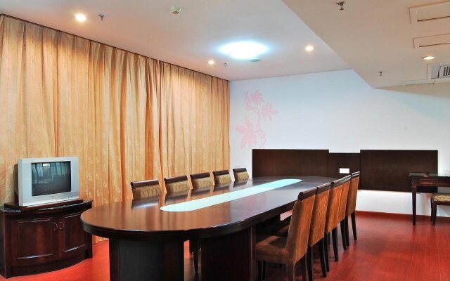 Xinhua Hotel